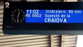 Nervi întinși la maxim pentru cei care s-au întors în Capitală cu trenul! CFR a avut 90 de minute întârziere: „Mare mizerie și bătaie de joc!”